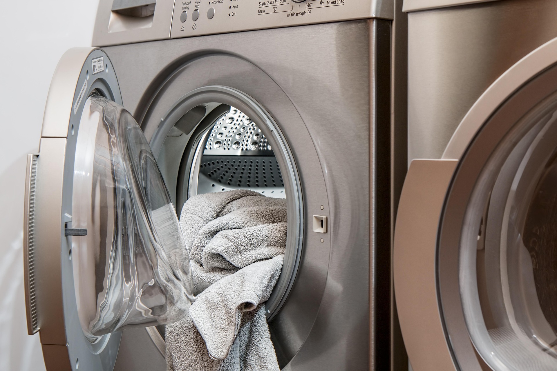 Laundry and Staying Organized go Hand-in-Hand!